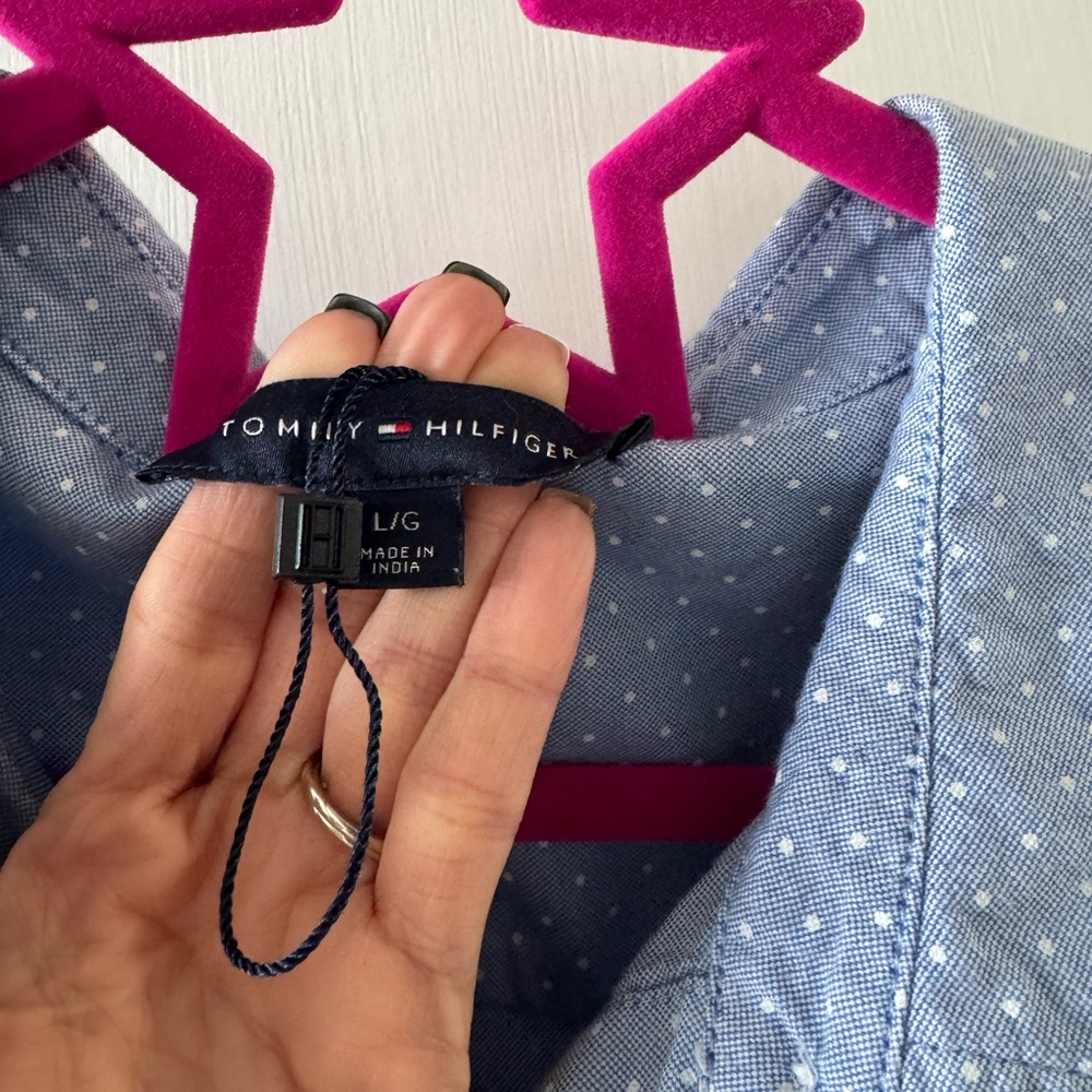 Tommy Hilfiger Light Blue Polka Dot Shirt NWOT - Picture 4 of 5